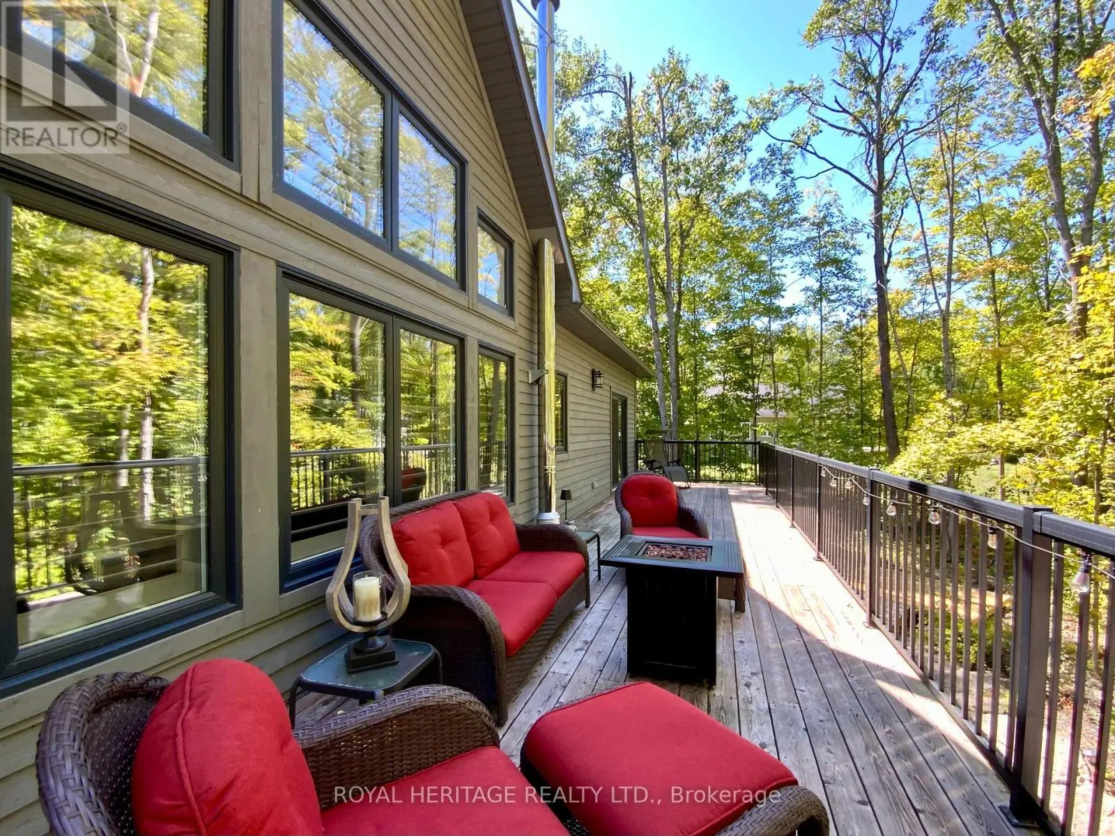 126 MITCHELL CRESCENT