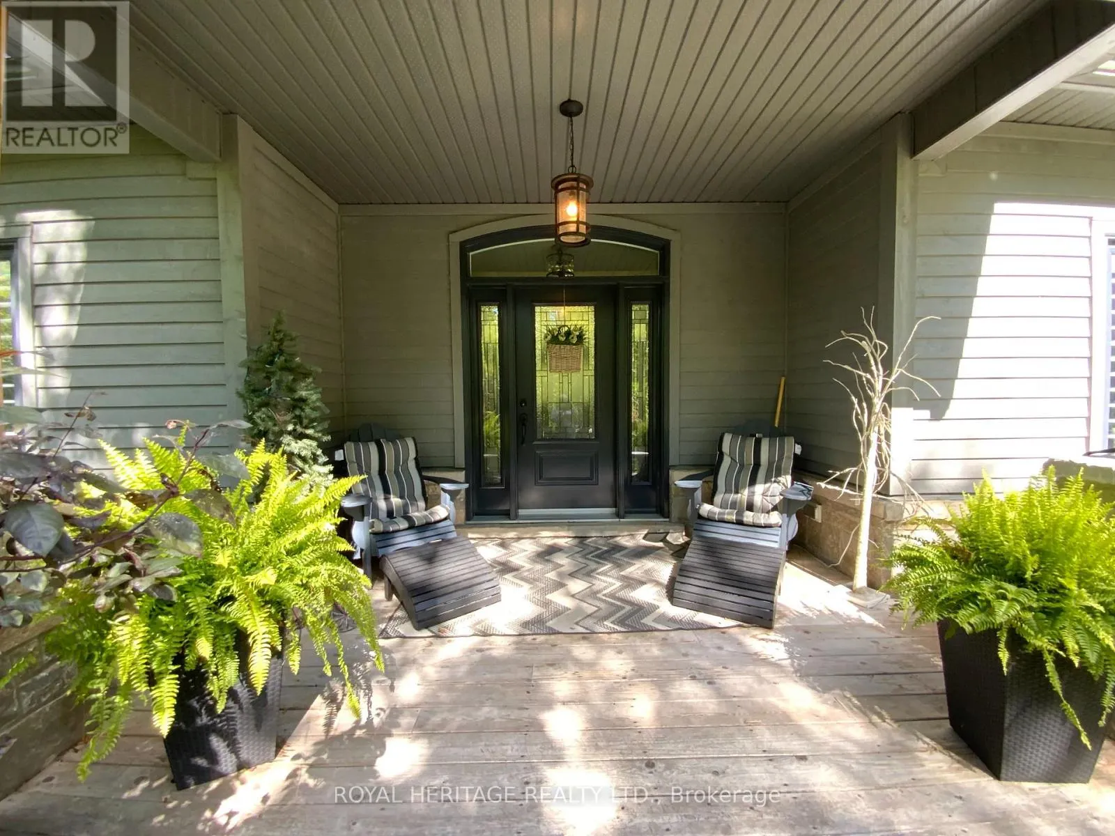 126 MITCHELL CRESCENT