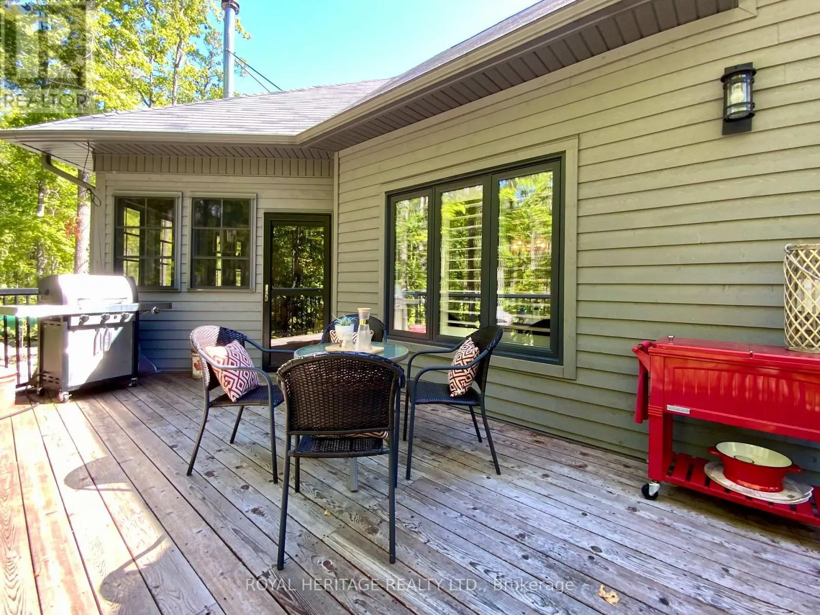 126 MITCHELL CRESCENT