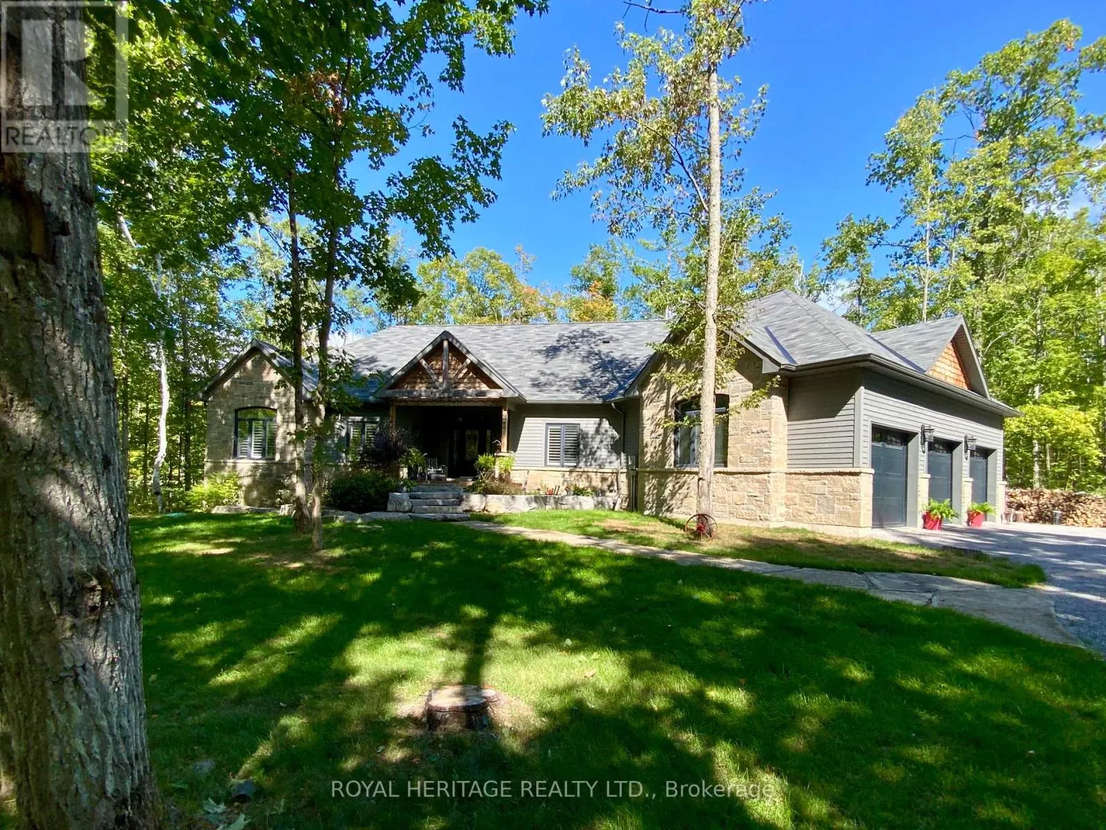 126 MITCHELL CRESCENT