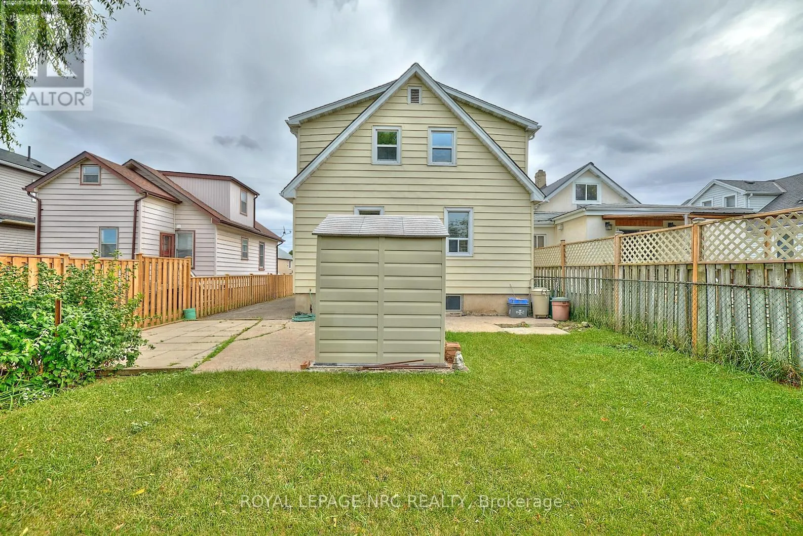 223 NIAGARA STREET
