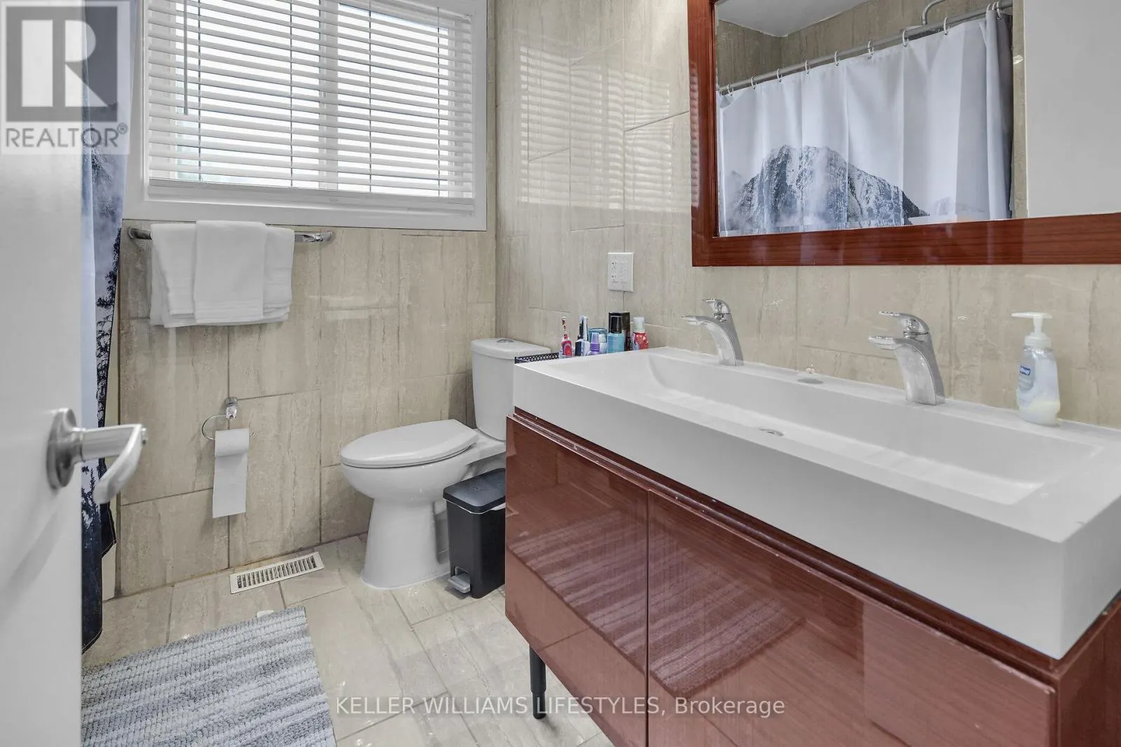44 - 1220 ROYAL YORK ROAD, #44
