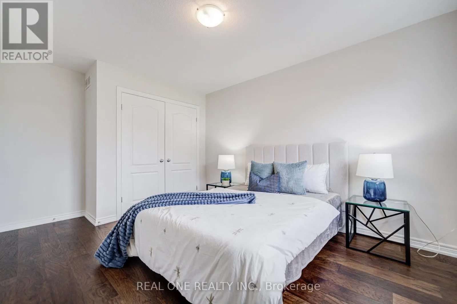 36 PALACEBEACH TRAIL