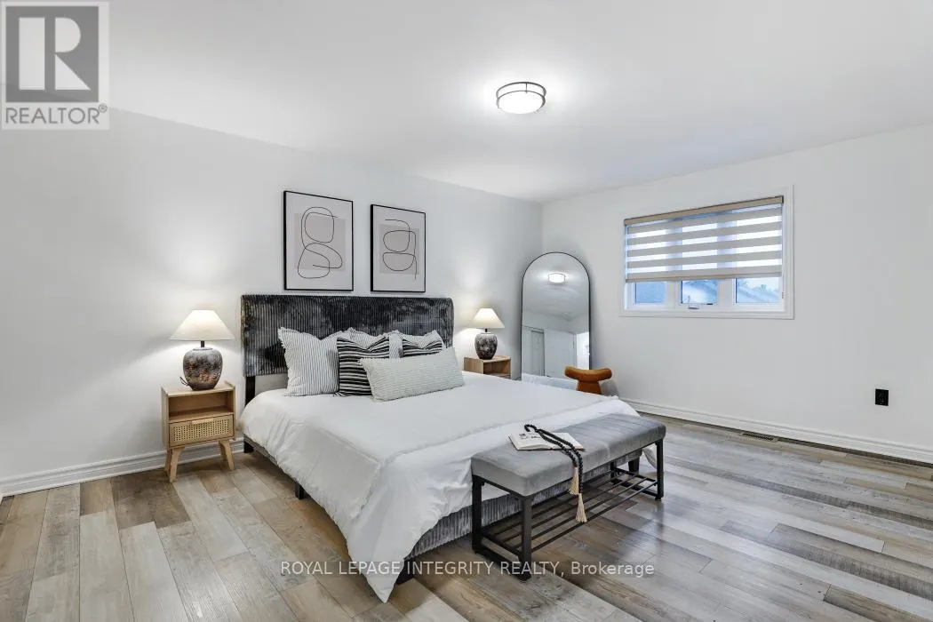 282 JASPER CRESCENT