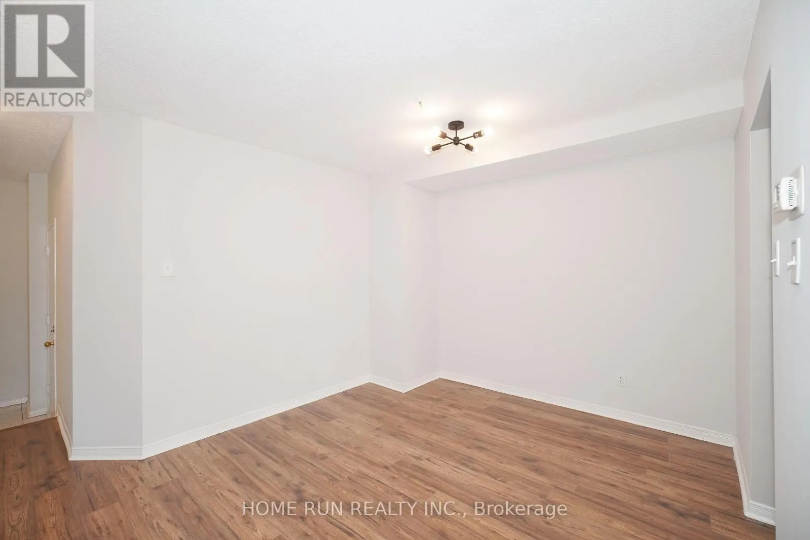 44 BANCHORY CRESCENT