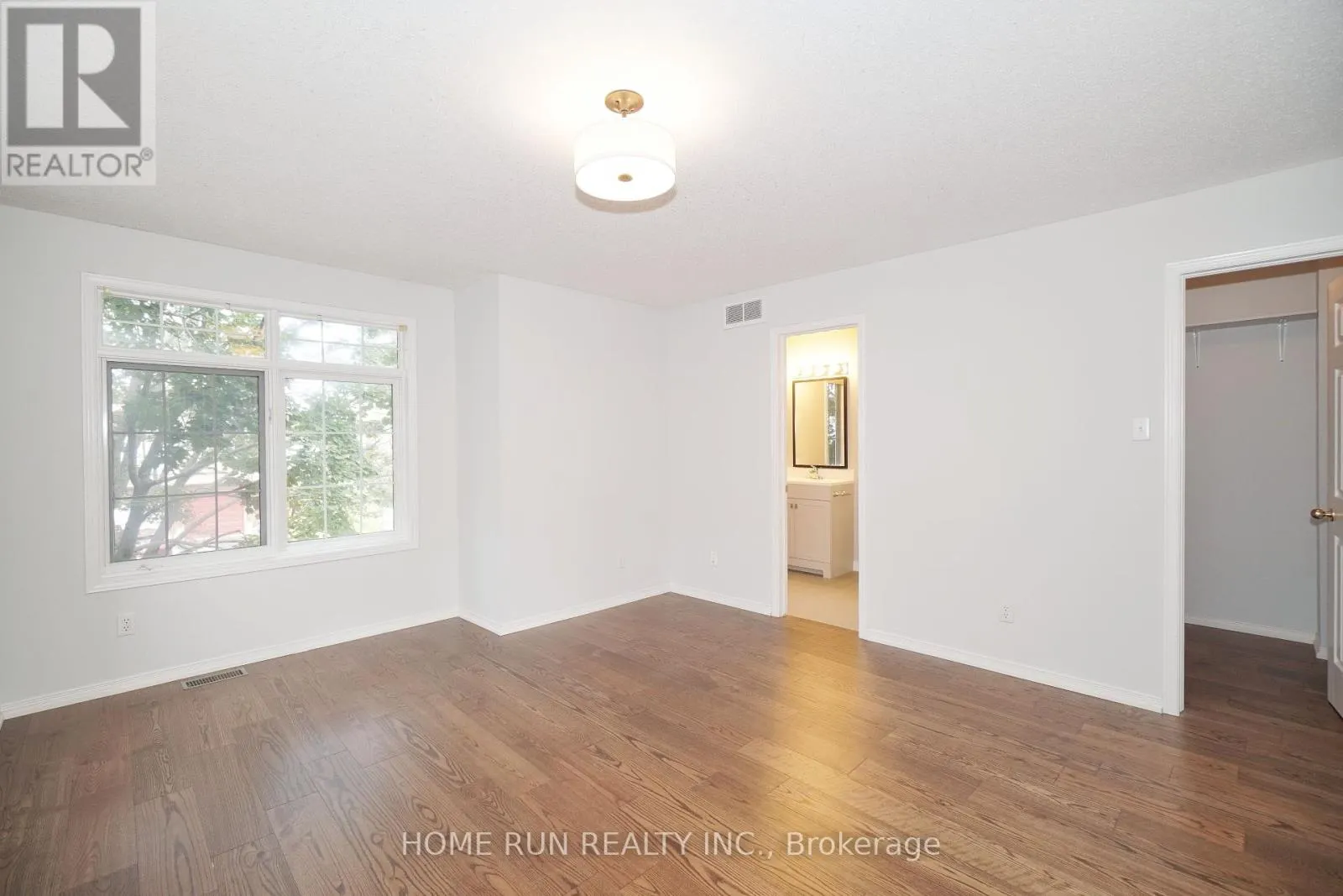 44 BANCHORY CRESCENT