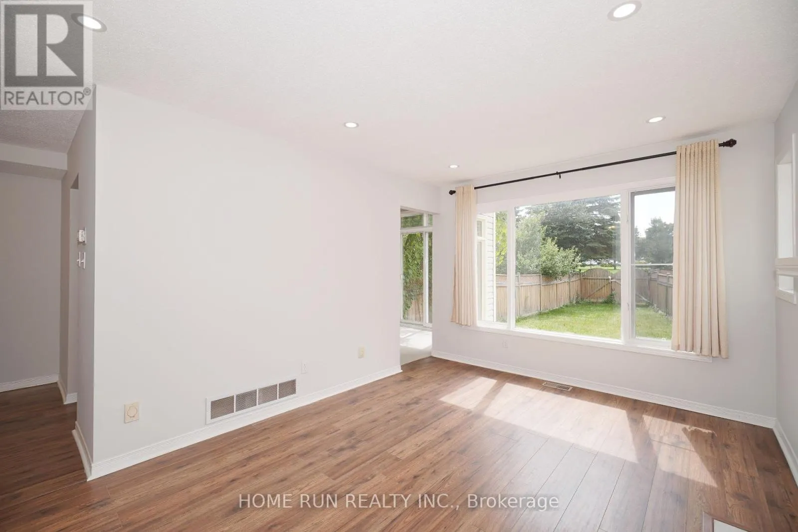 44 BANCHORY CRESCENT
