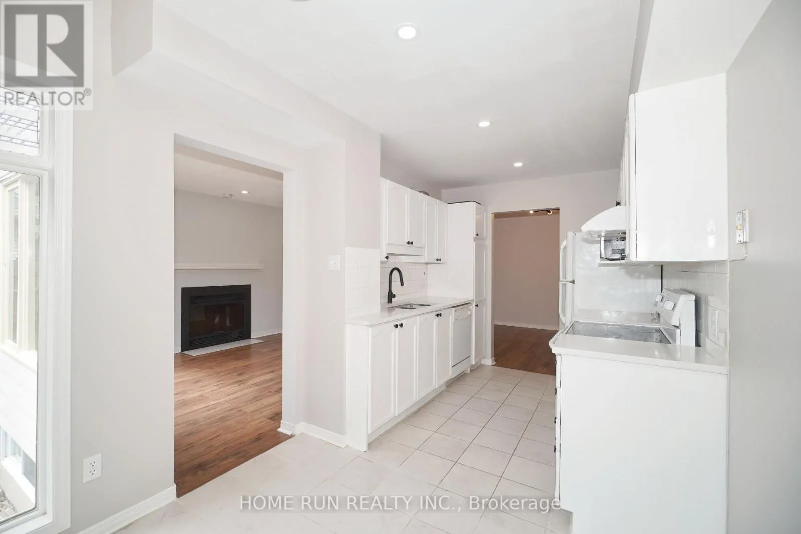 44 BANCHORY CRESCENT