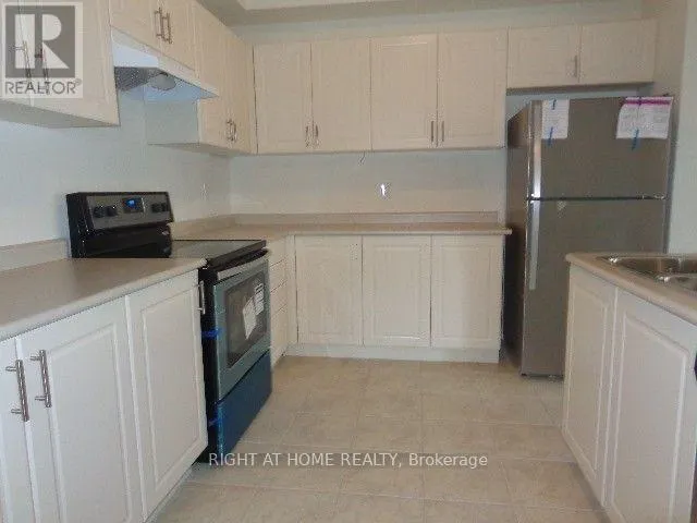 7 HISCOTT DRIVE