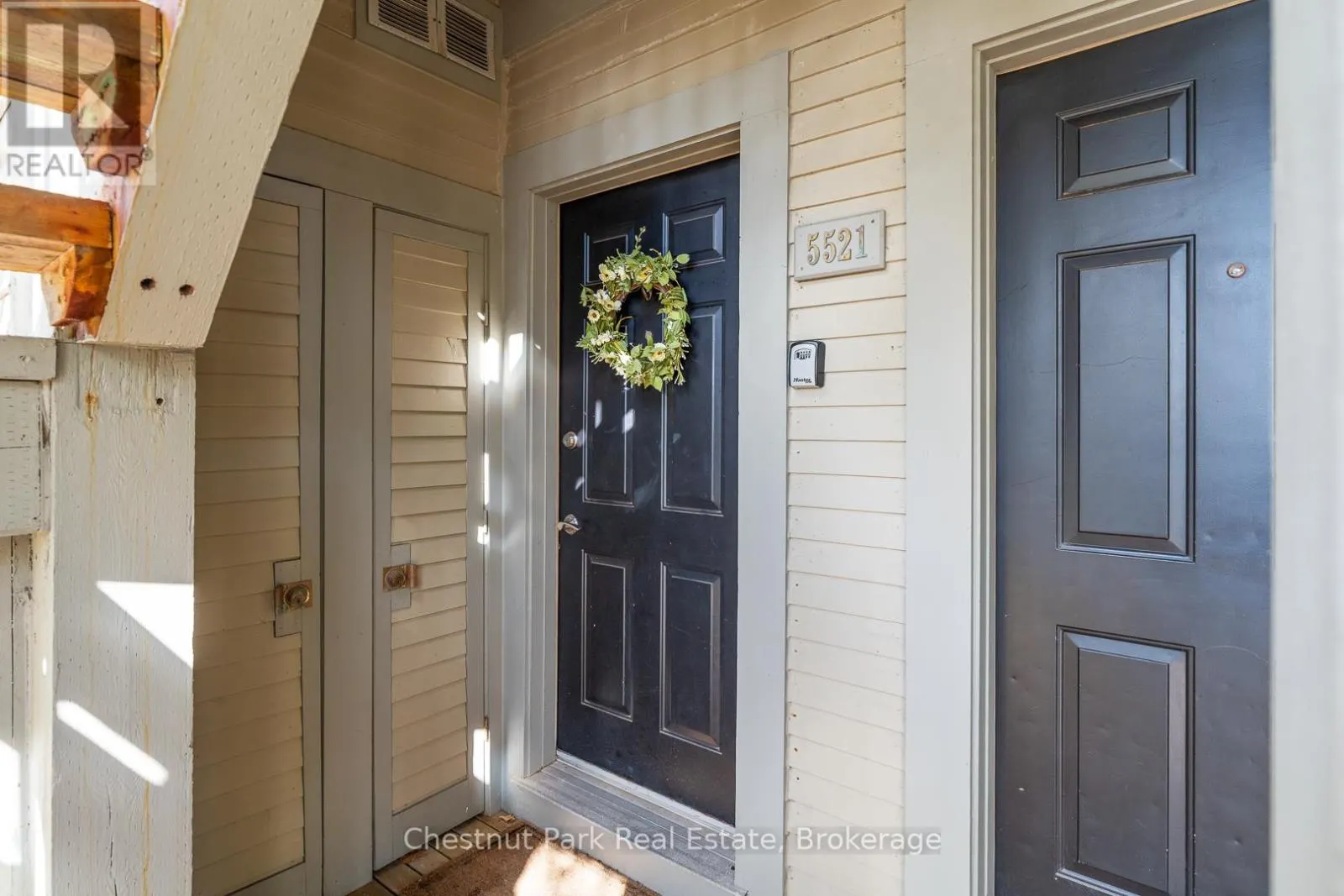 5521 GRANDVIEW SIGNATURE DRIVE