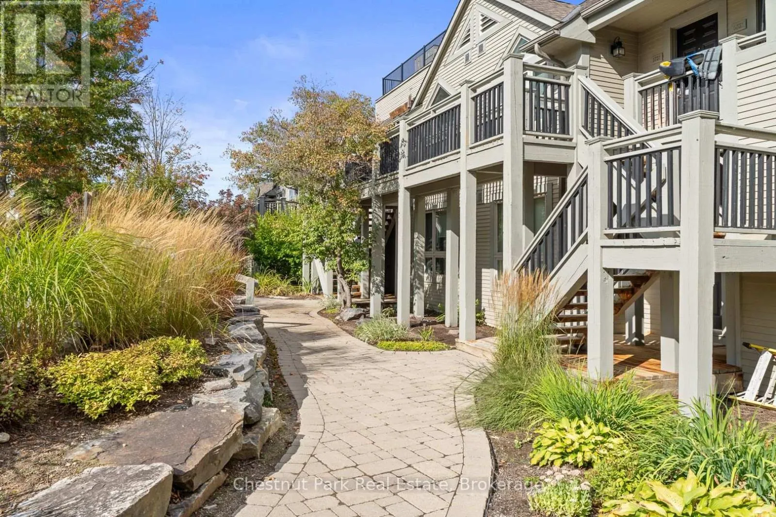 5521 GRANDVIEW SIGNATURE DRIVE
