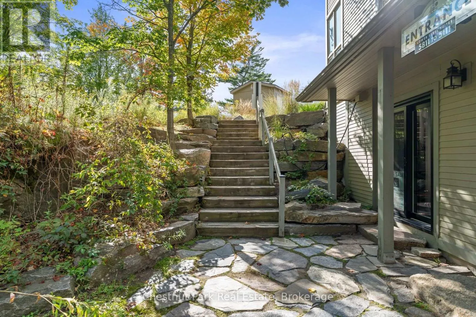 5521 GRANDVIEW SIGNATURE DRIVE