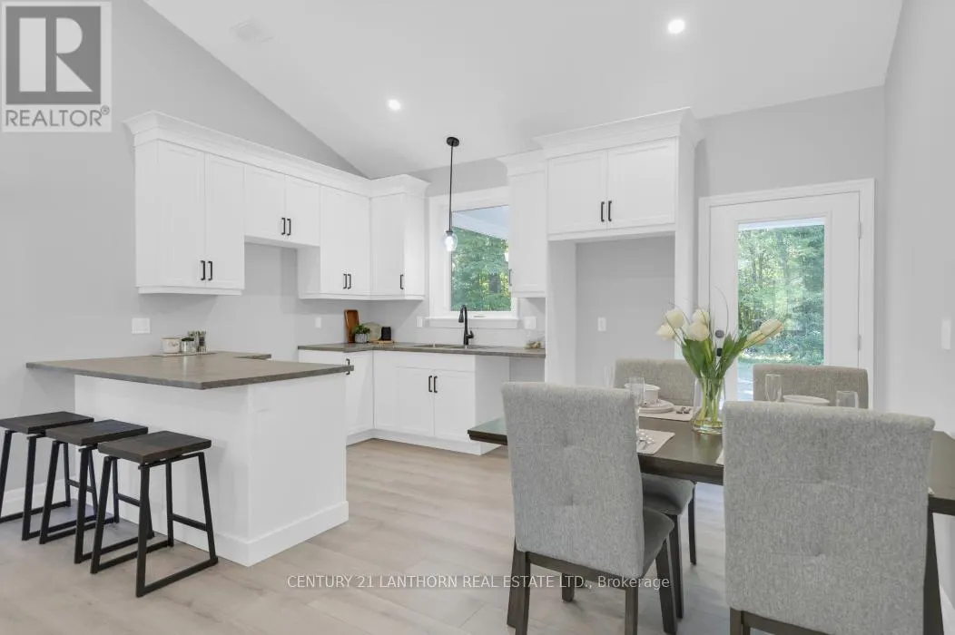 1713 HOLLOWVIEW ROAD