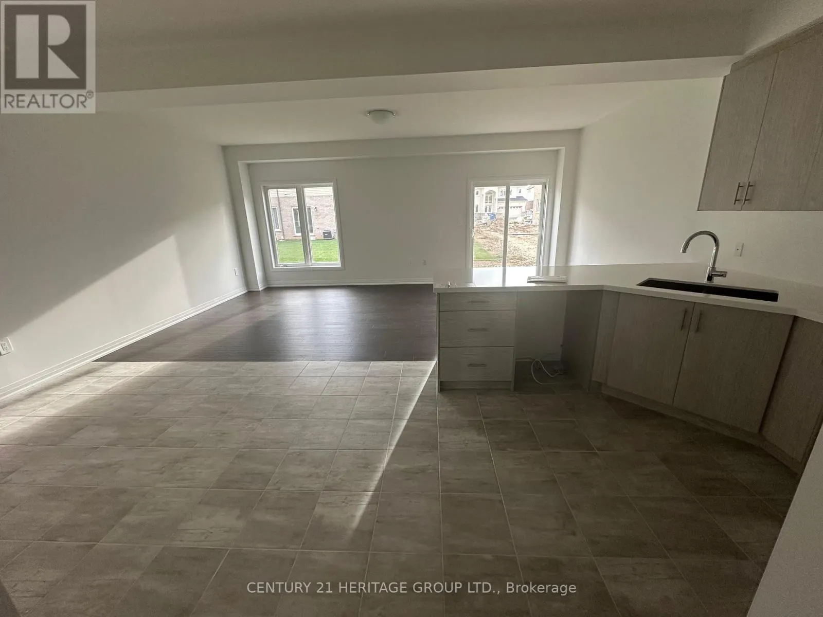 217 CITTADELLA BOULEVARD