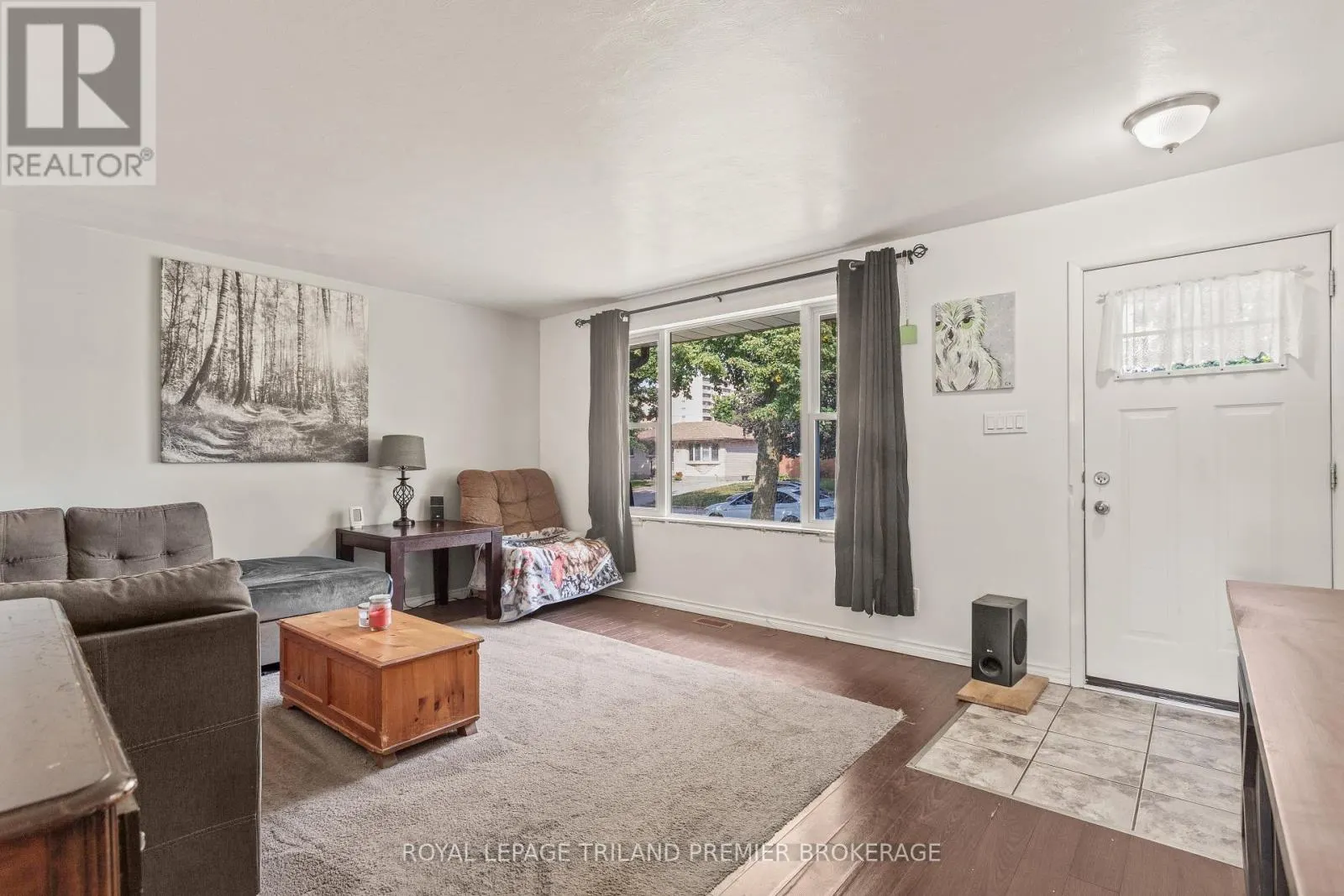 36 GENEVIVE CRESCENT