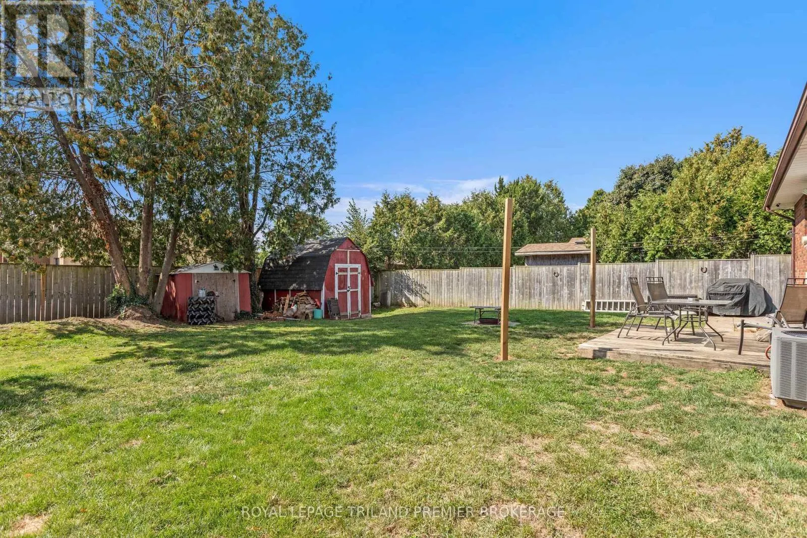 36 GENEVIVE CRESCENT