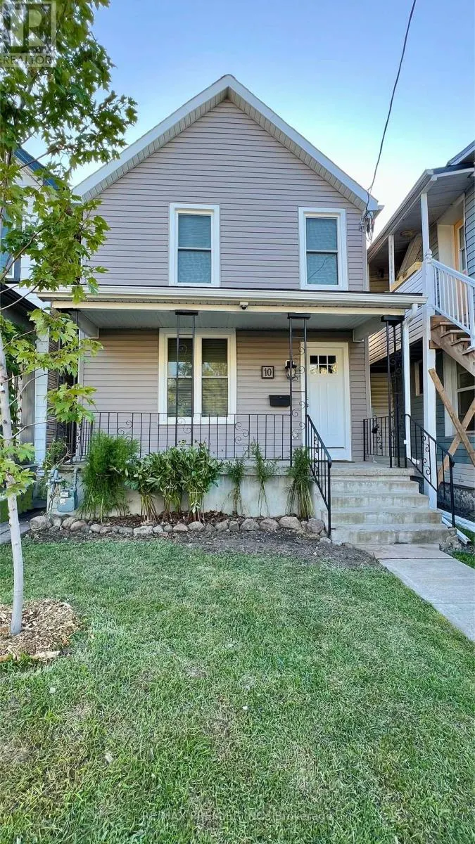 10 PATRICK ST
