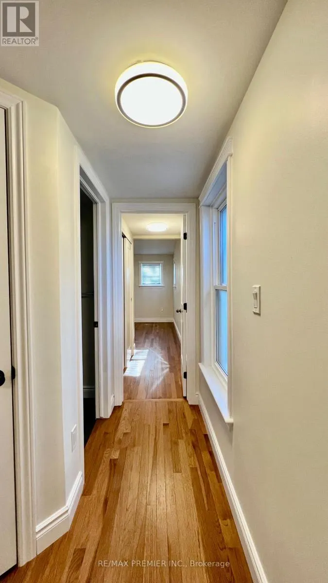 10 PATRICK ST