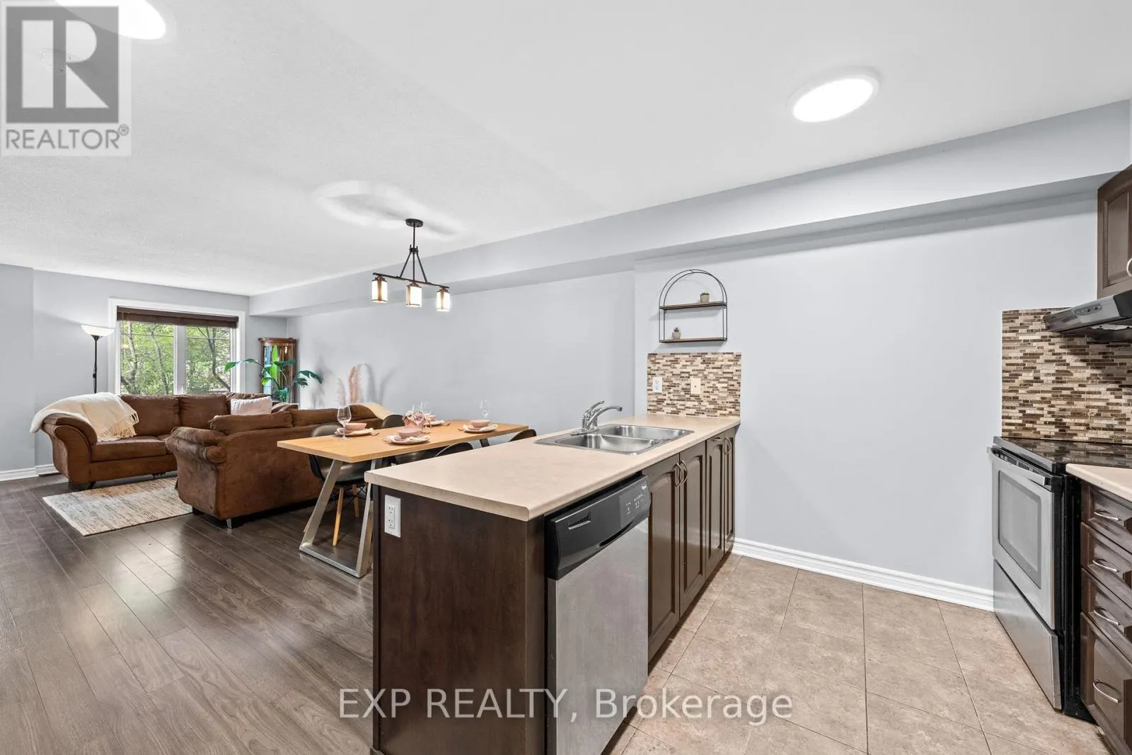 114-A LINDENSHADE DRIVE