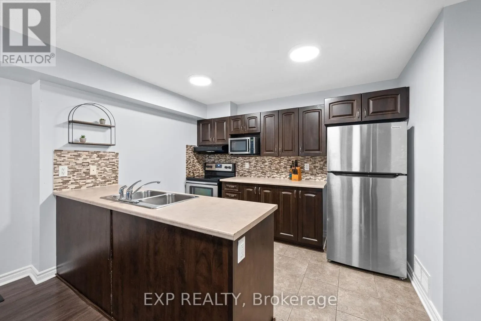 114-A LINDENSHADE DRIVE