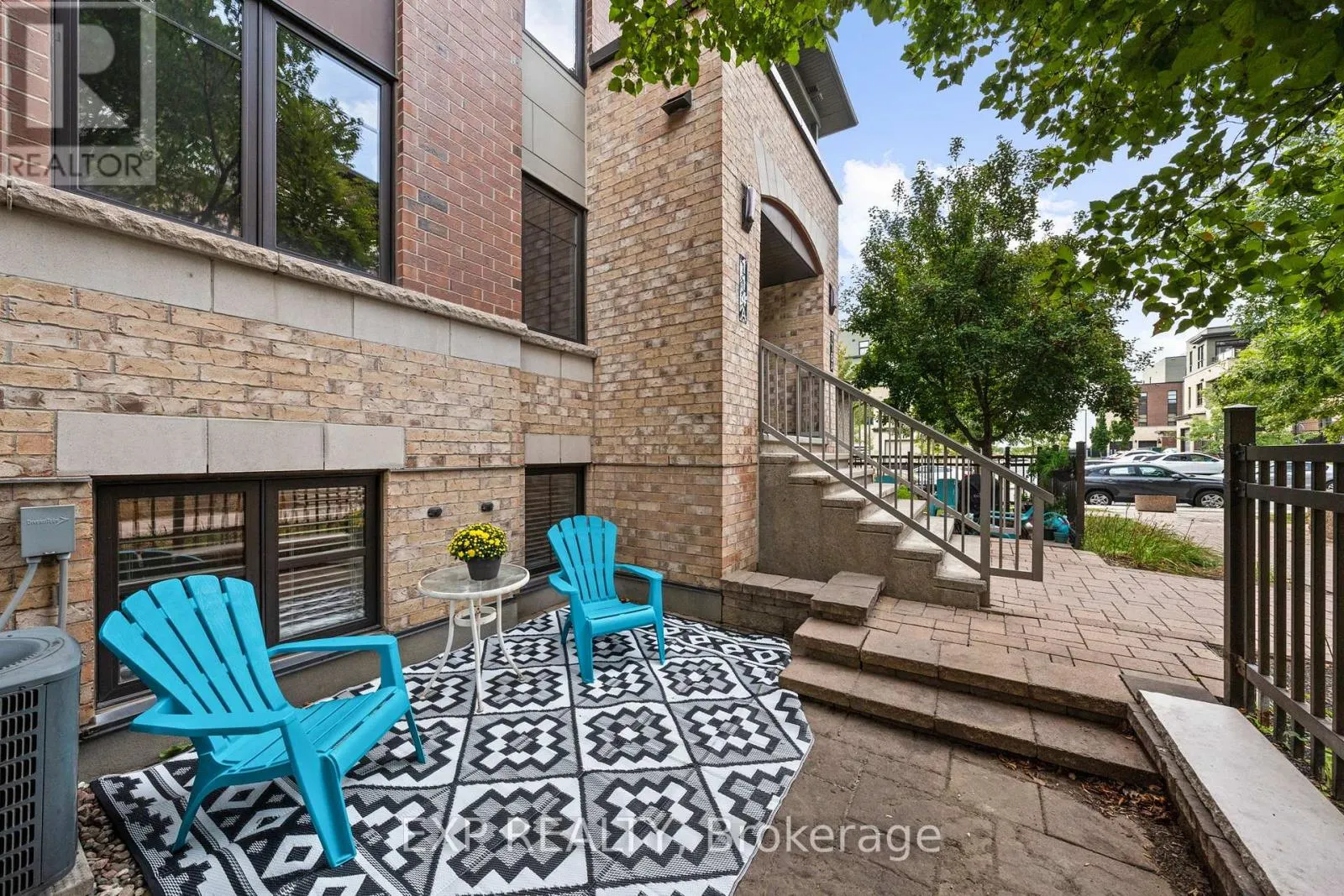 114-A LINDENSHADE DRIVE