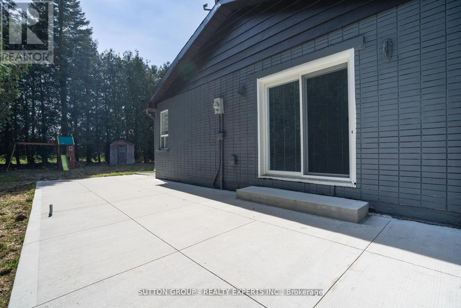 4934 TRAFALGAR ROAD N
