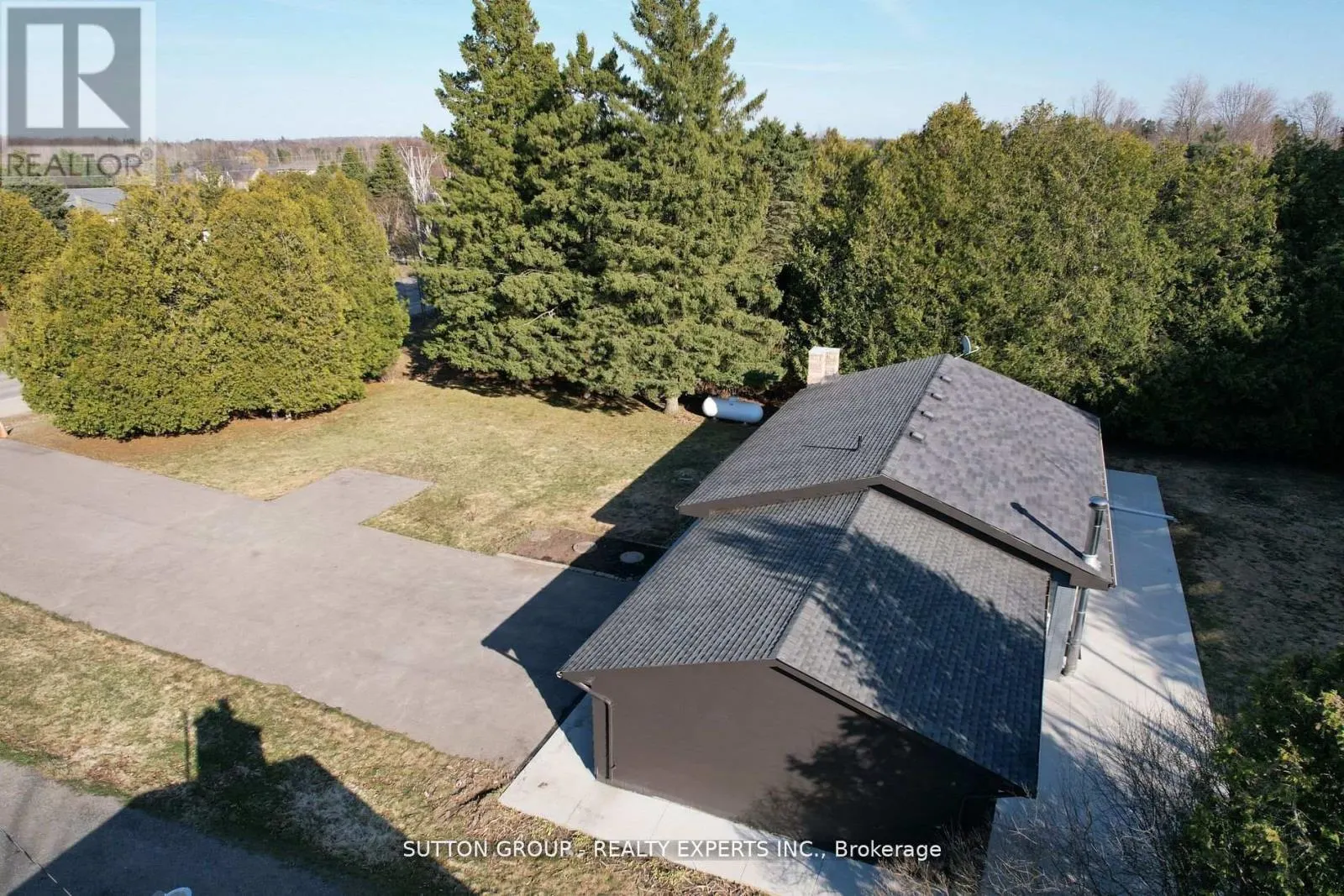 4934 TRAFALGAR ROAD N