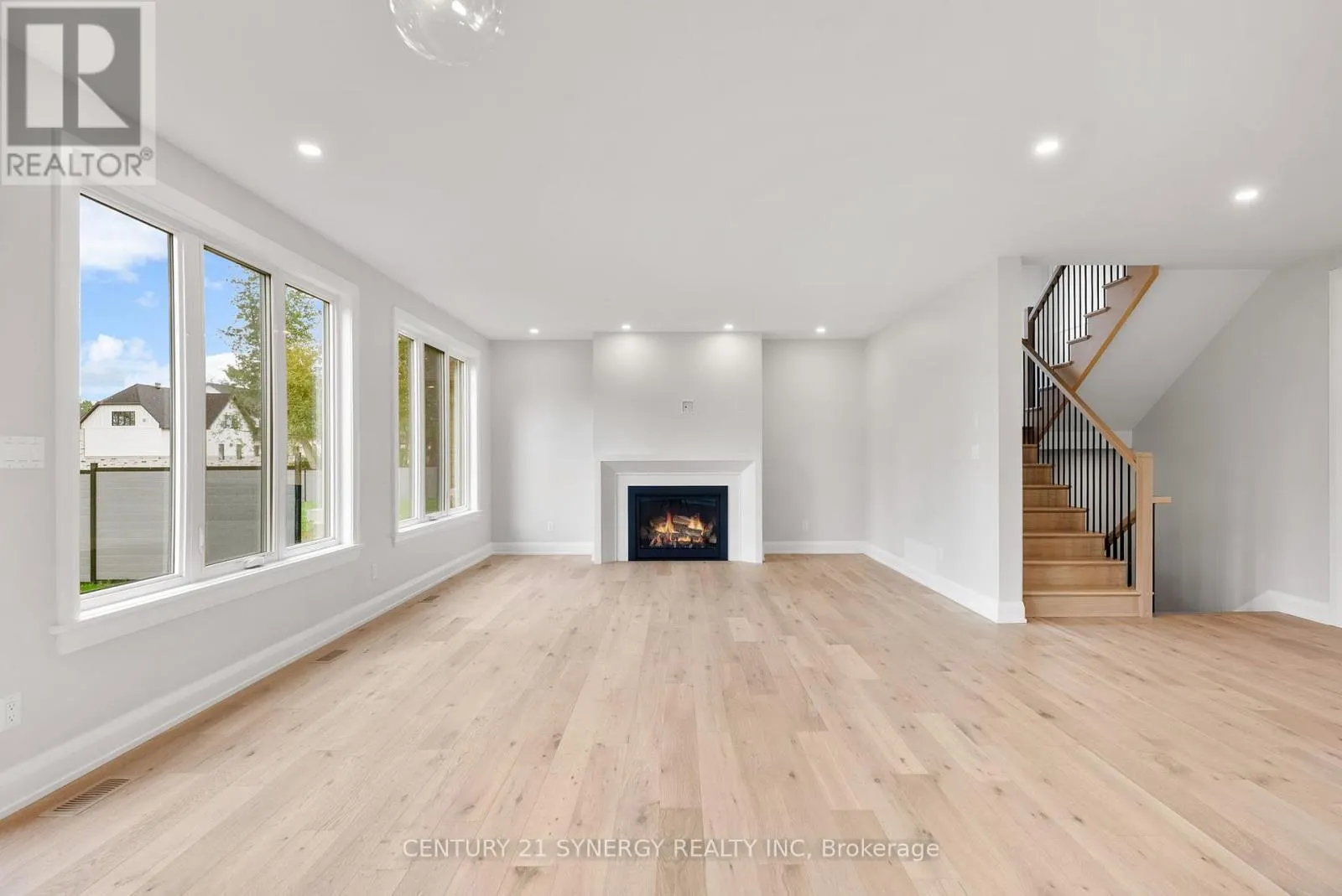 269 CABRELLE PLACE