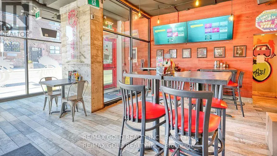 272 KING STREET W