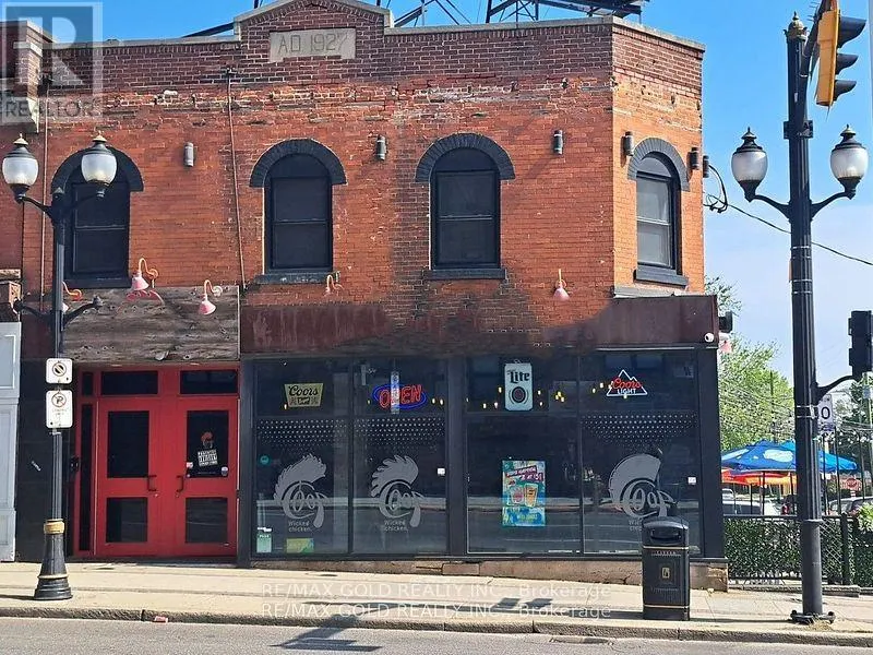 272 KING STREET W