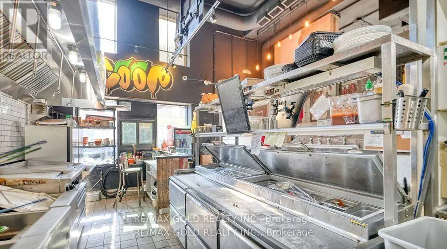 272 KING STREET W