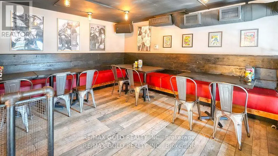 272 KING STREET W