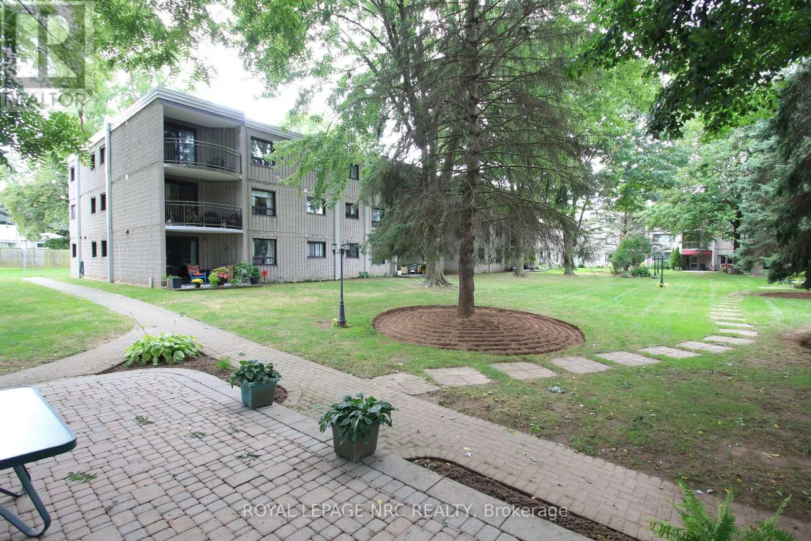 230 - 4658 DRUMMOND ROAD, #230