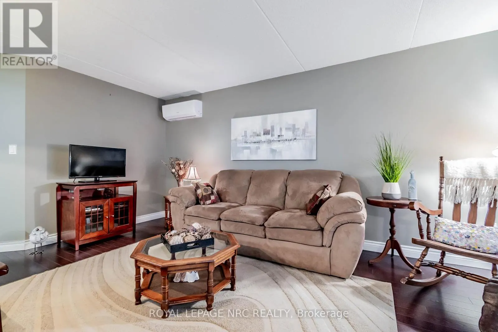 230 - 4658 DRUMMOND ROAD, #230
