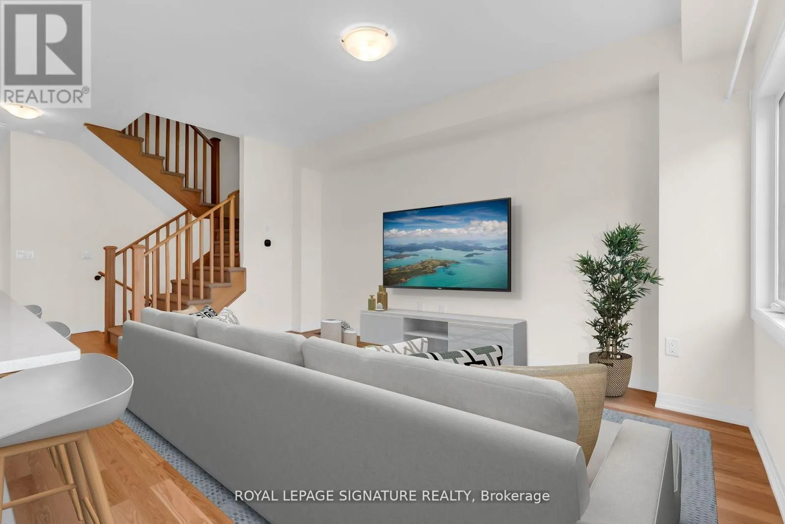 126 WATERS WAY