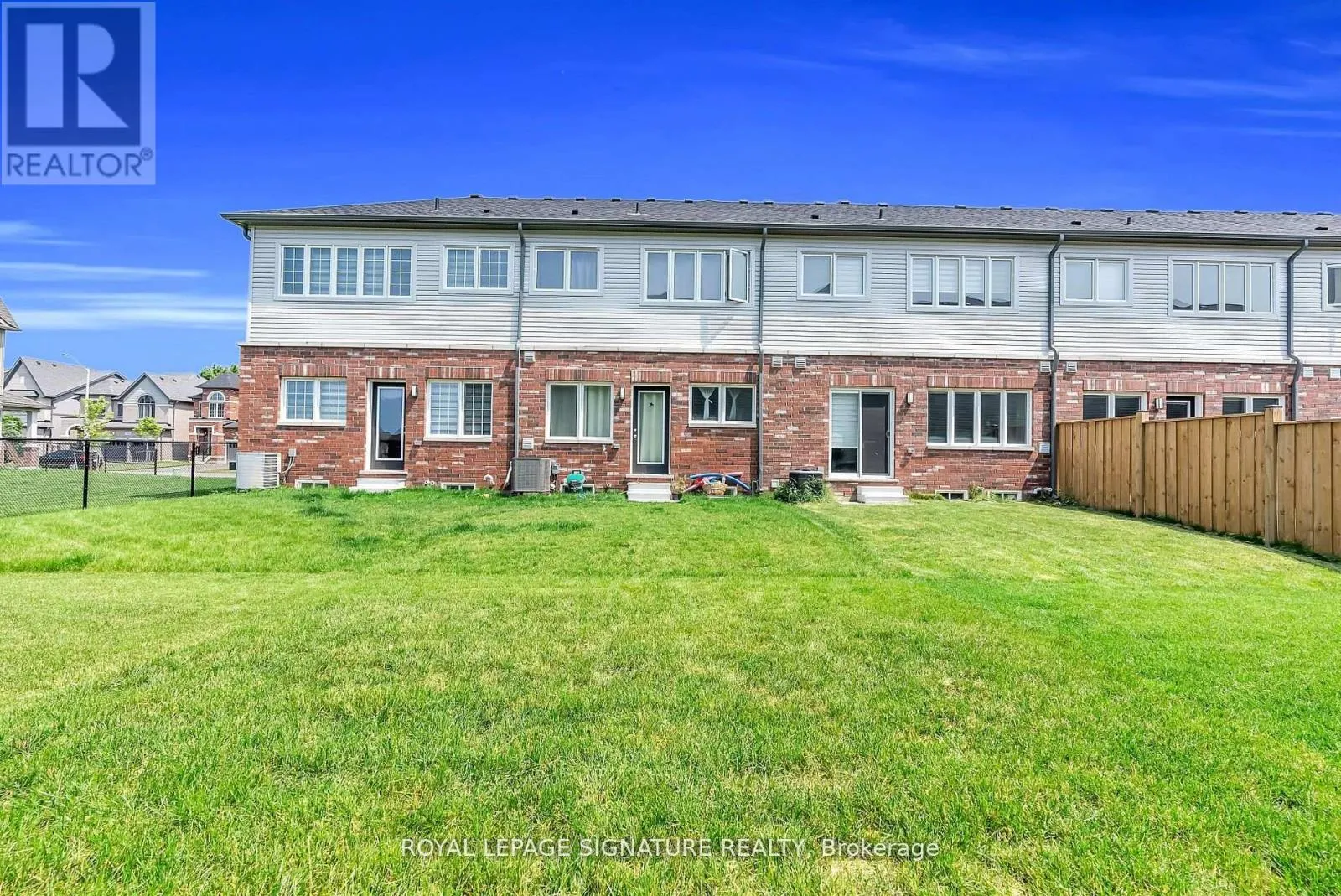 126 WATERS WAY
