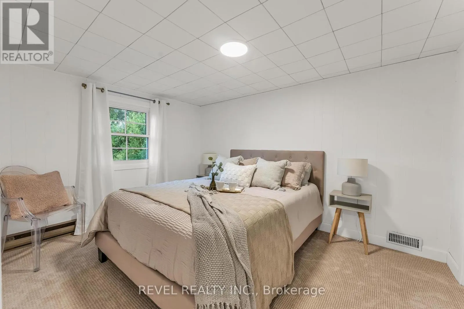 331 ST PAUL STREET W