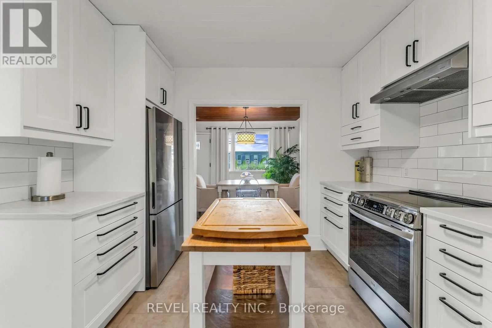331 ST PAUL STREET W
