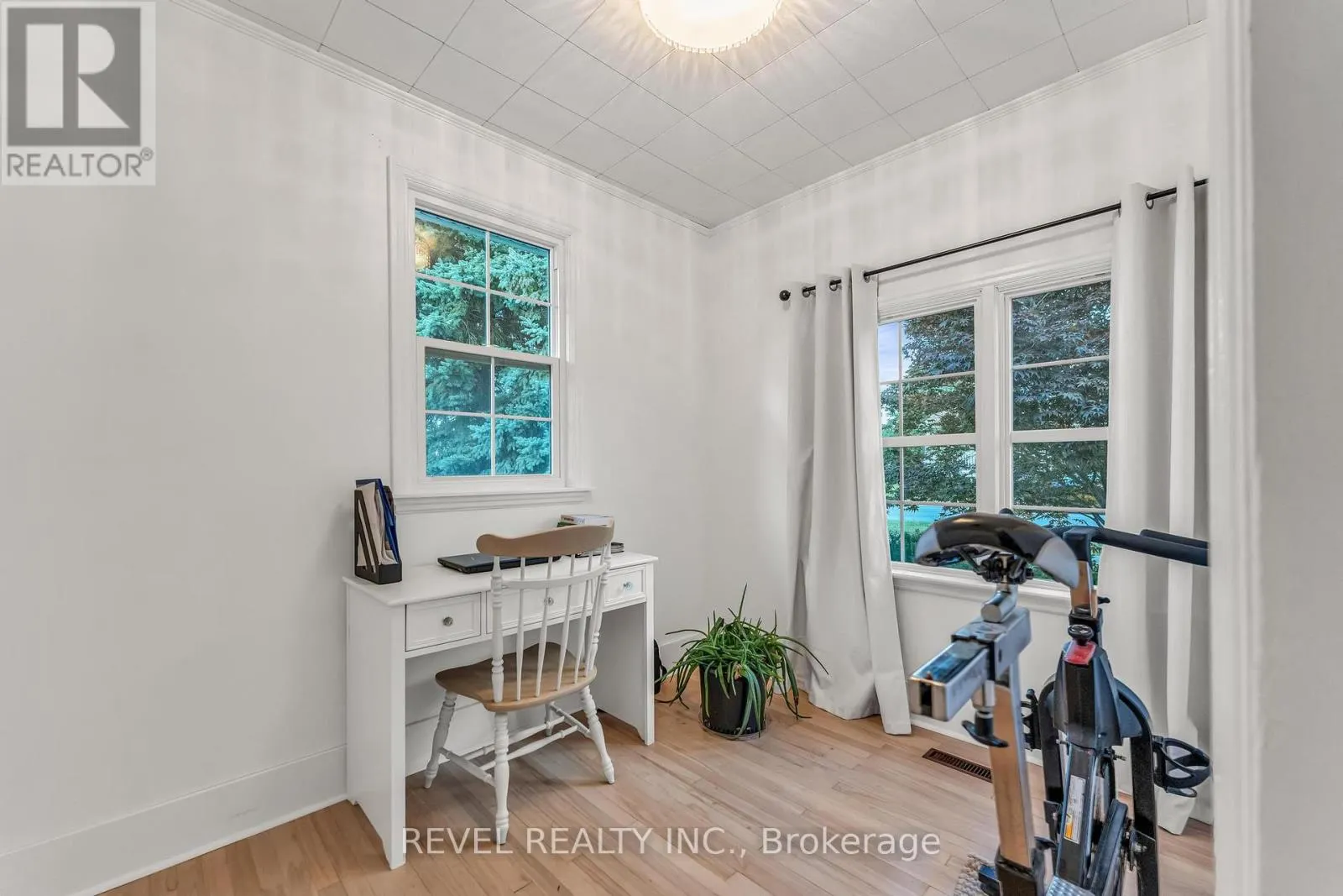 331 ST PAUL STREET W