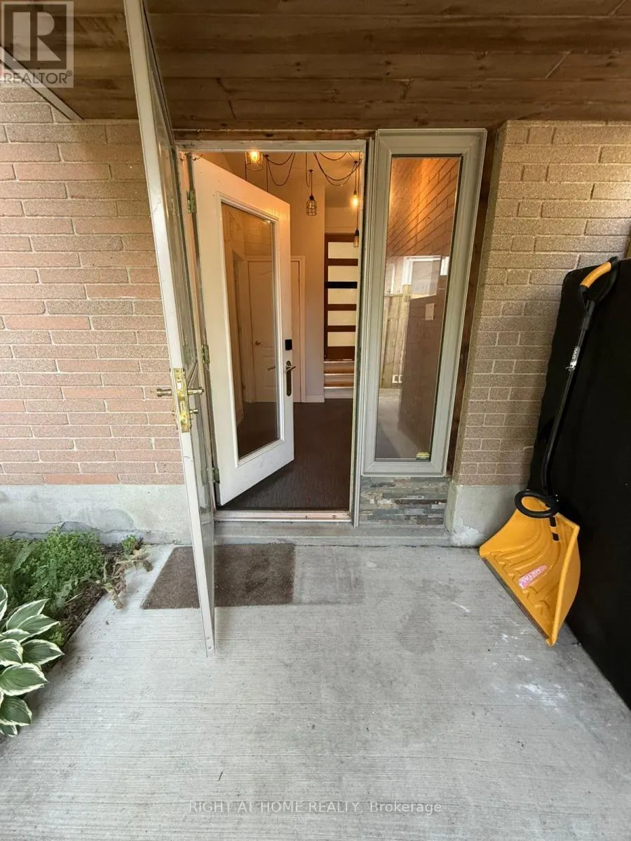 MAIN - 231 MICHAELMAS STREET