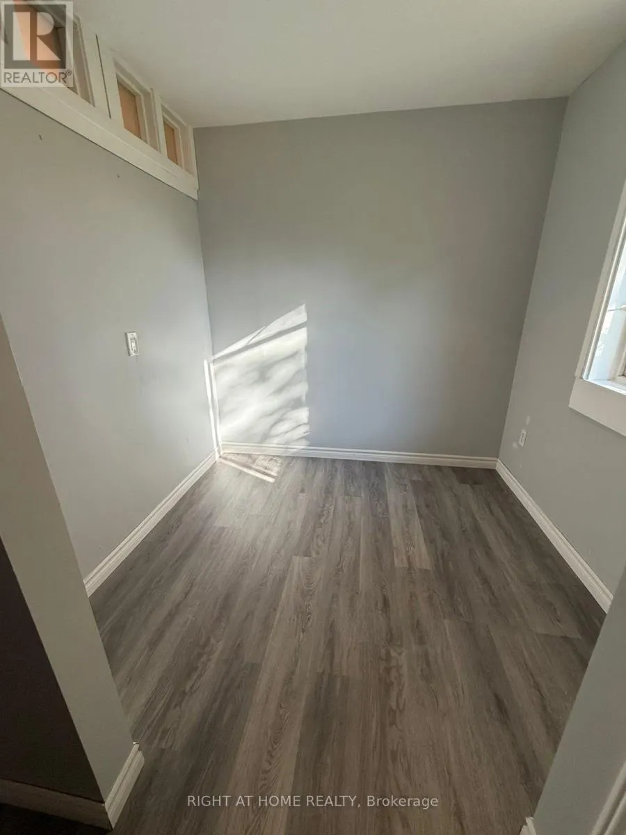 MAIN - 231 MICHAELMAS STREET