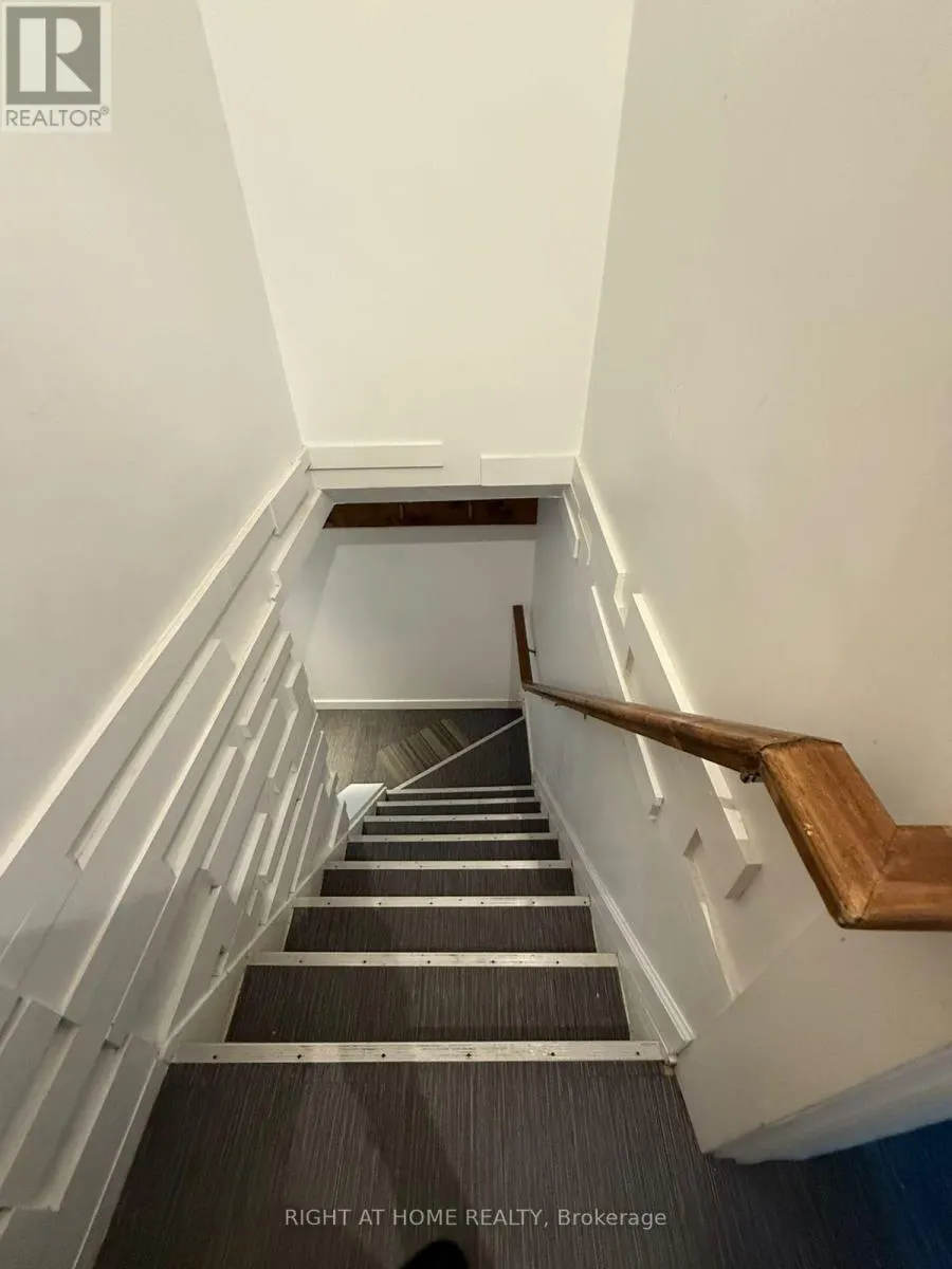 MAIN - 231 MICHAELMAS STREET