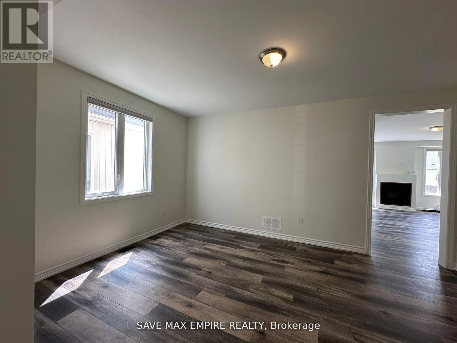 1499 MARINA DRIVE