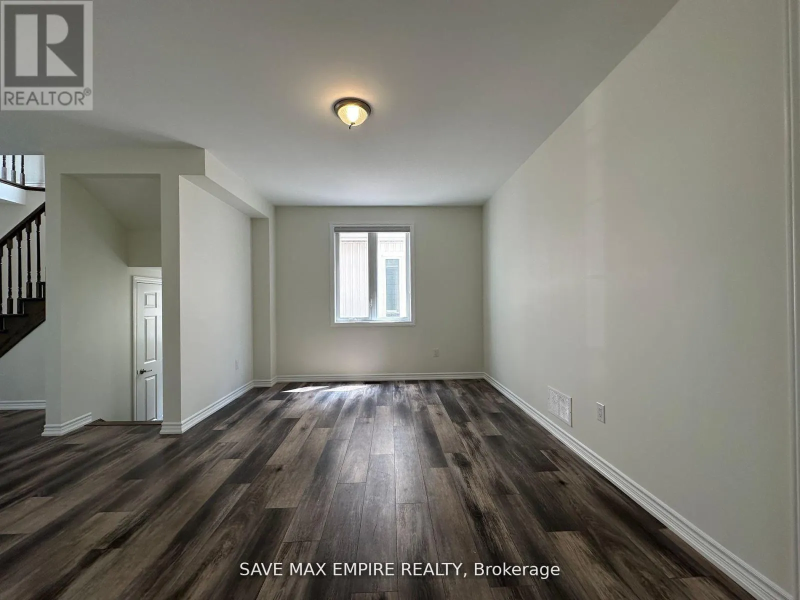 1499 MARINA DRIVE