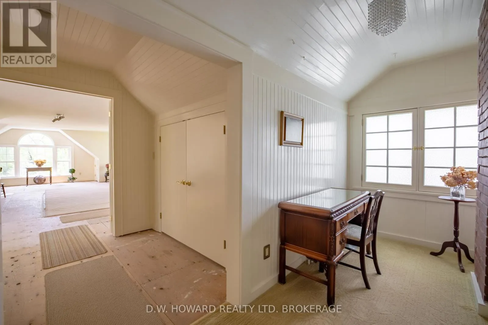 3689 NIAGARA BOULEVARD