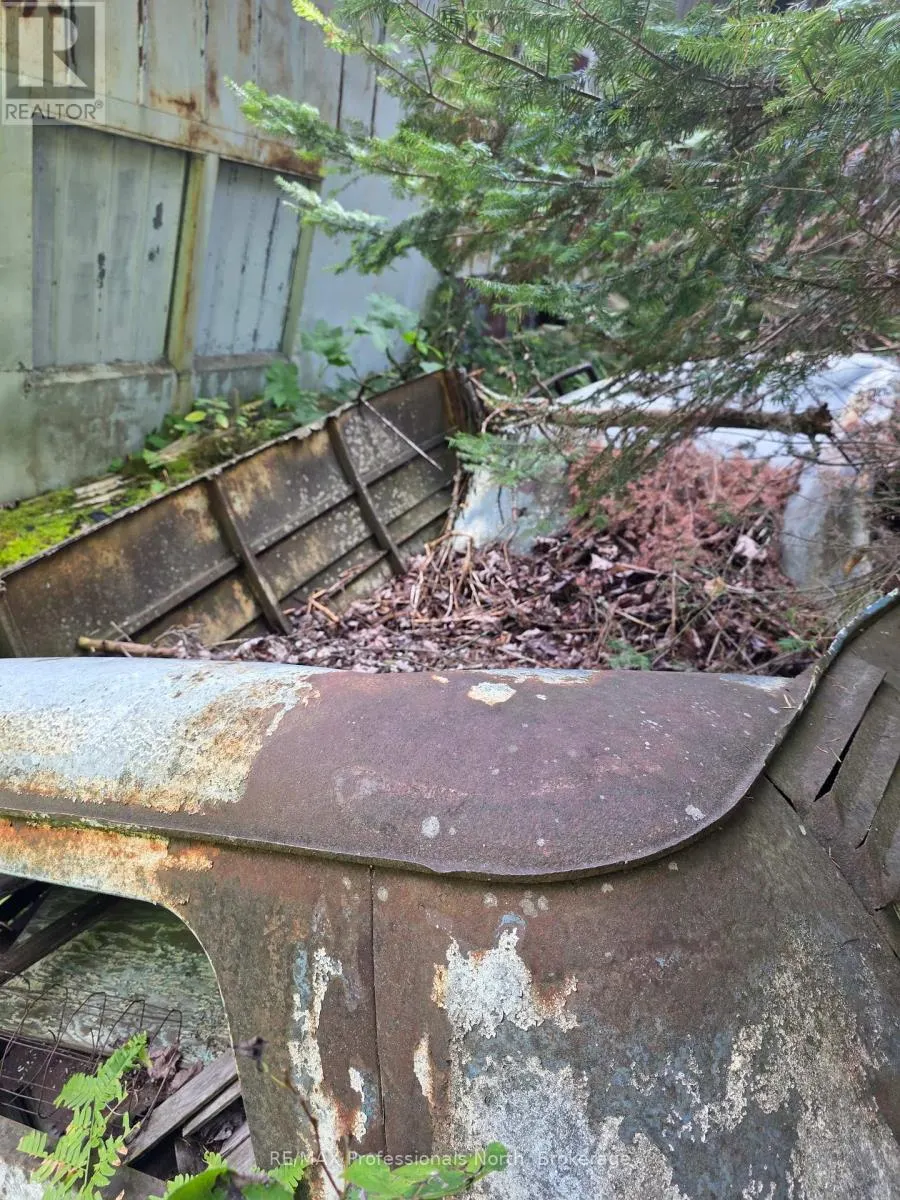 671 LYNX LAKE ROAD