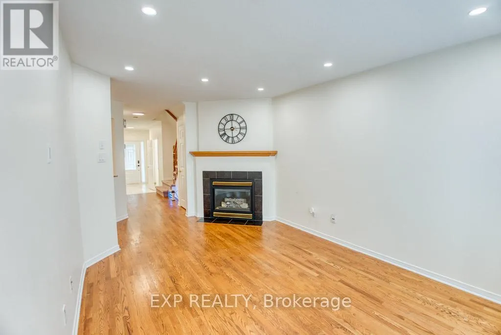 4626 OGILVIE WALK CRESCENT
