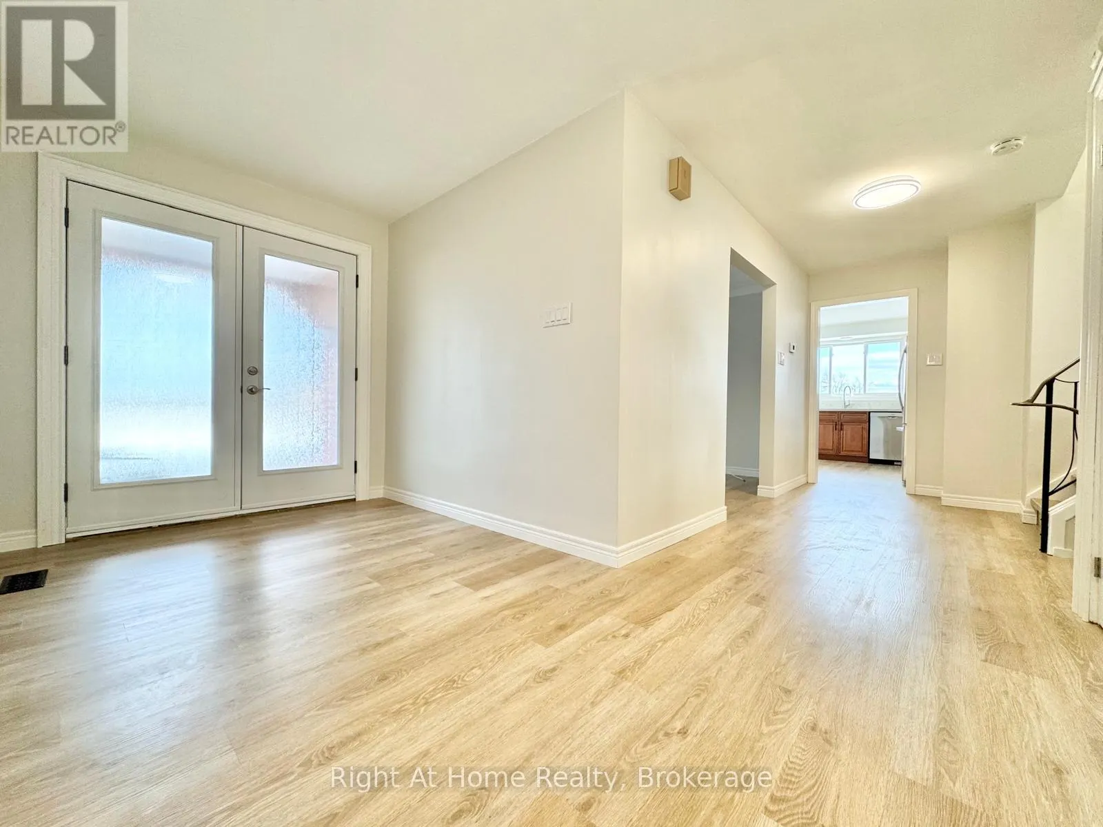 221 FIRST ROAD E