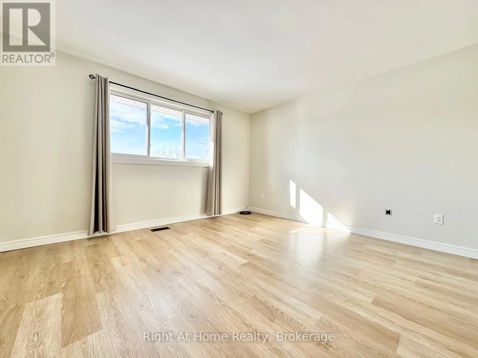 221 FIRST ROAD E
