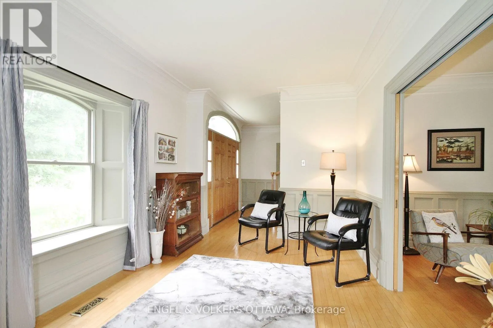 3000/2980 ROGER STEVENS DRIVE